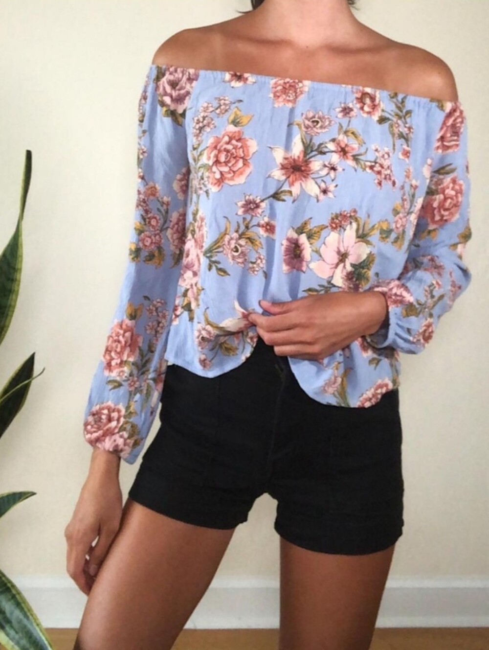 Billabong Boho Flowy Floral Off-Shoulder Blouse Medium